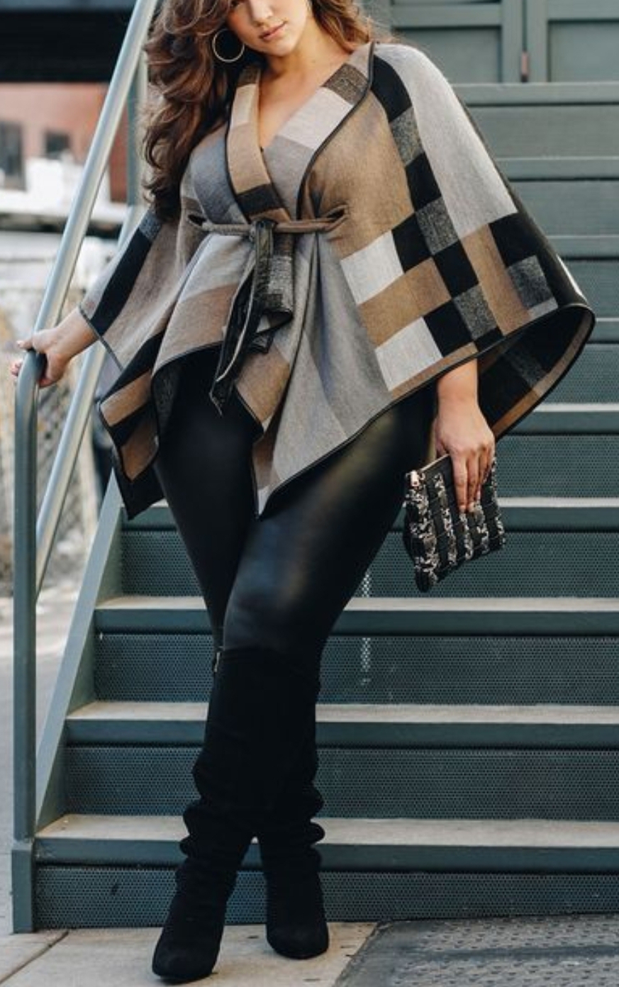 How to dress plus size